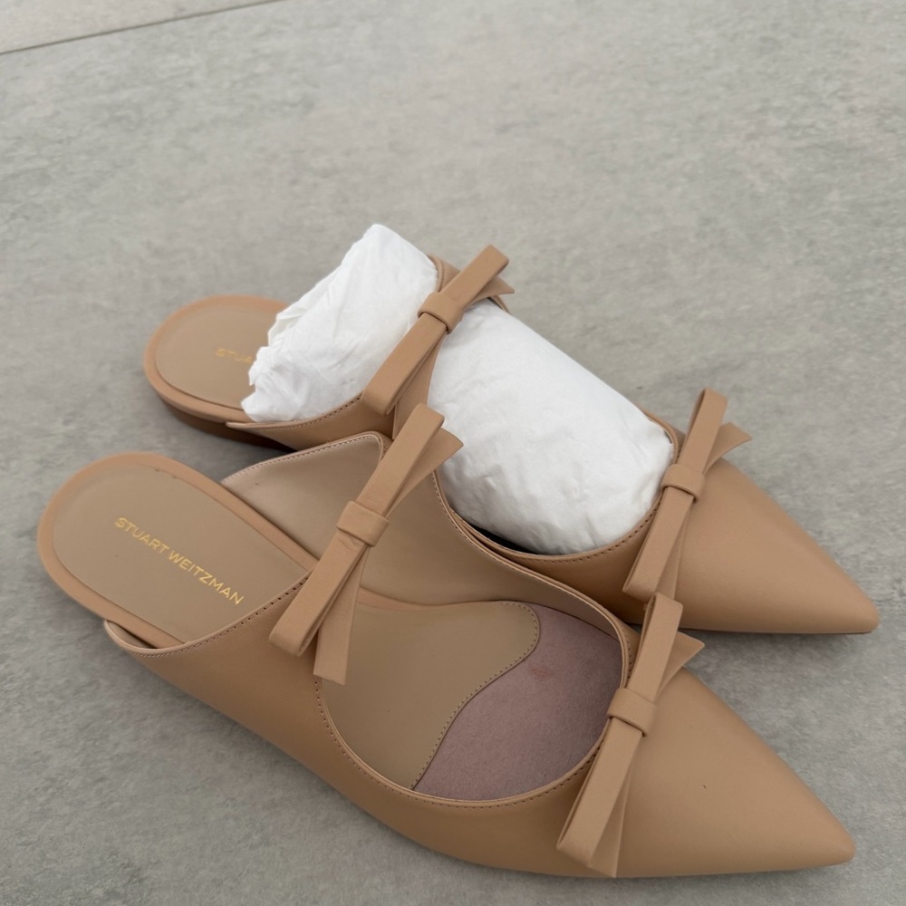 Stuart Weitzman Beige Bow Mules